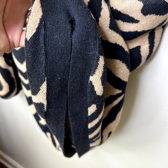 CAbi Dani Pullover Sweater Zebra Dazzle Stripe Brown/Black Medium Animal Print - Picture 7 of 10